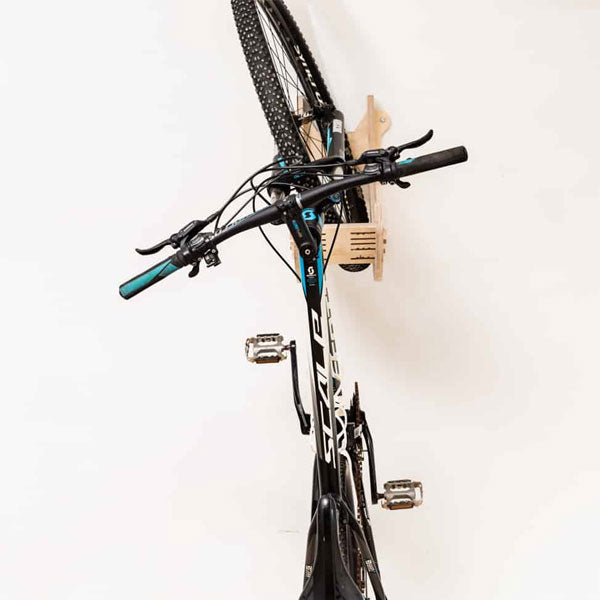 SMITTY – Vertical Bicycle Rack